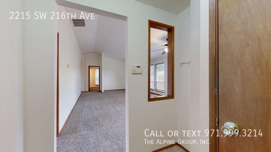✨ Bright Open Layout | New Carpet | Private Suite property image