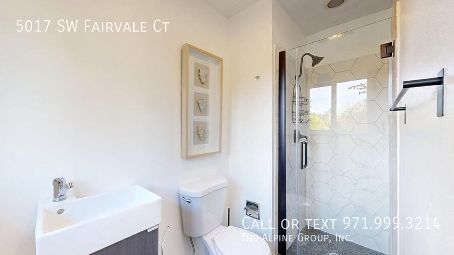 🍃 Peaceful Living w/ Modern Touches & Backyard Paradise property image