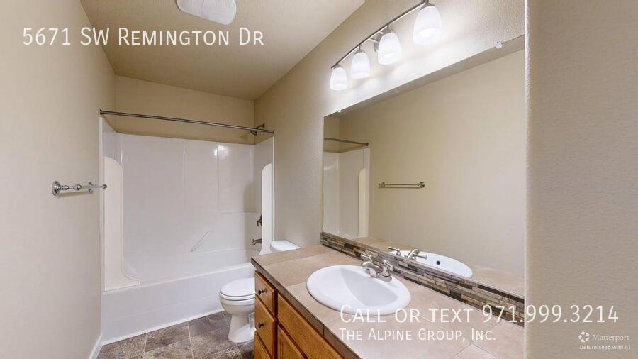 💫 Bright, Open & Move-In Ready! 🏡 Half Off Your First Month! property image