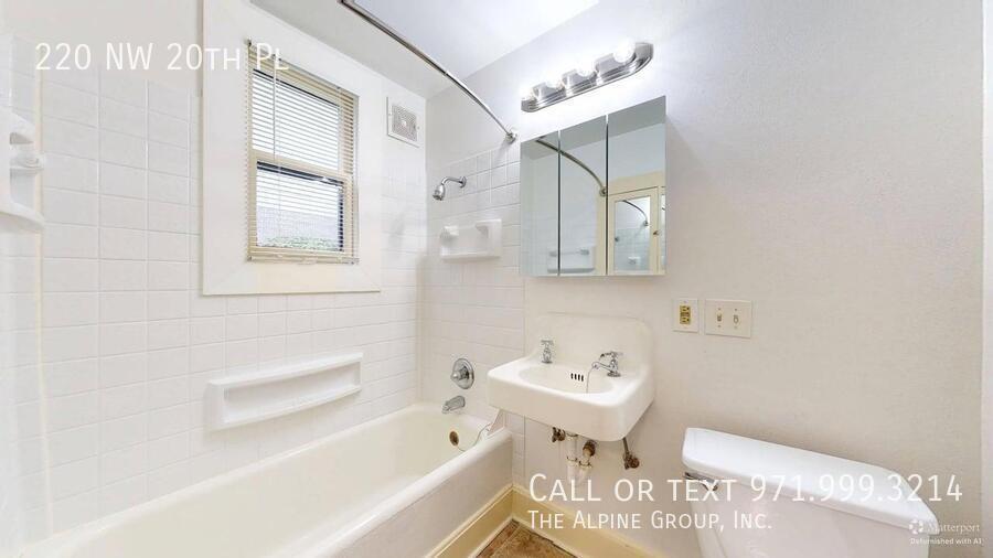 🌿 Cozy Victorian Hideaway in Portland’s Best Neighborhood! property image