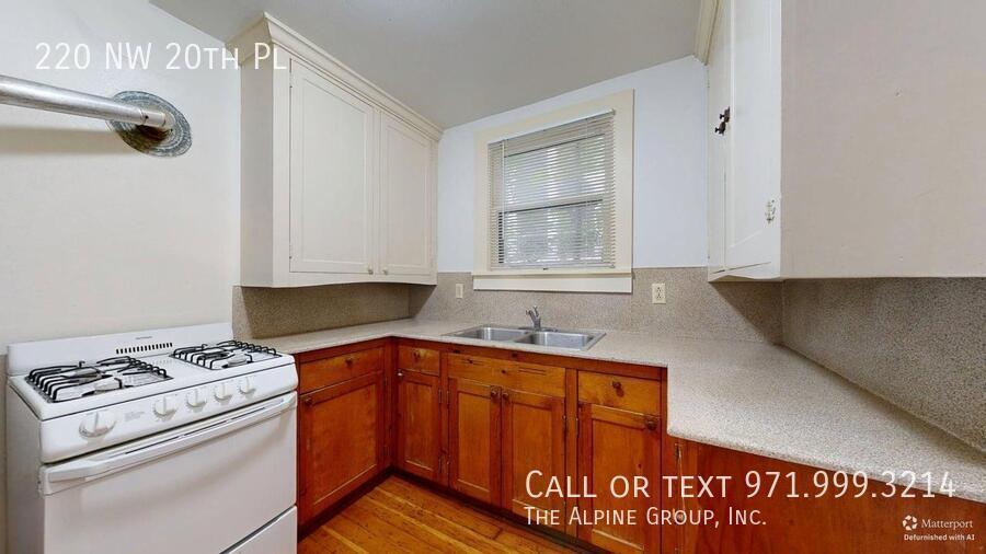 🌿 Cozy Victorian Hideaway in Portland’s Best Neighborhood! property image