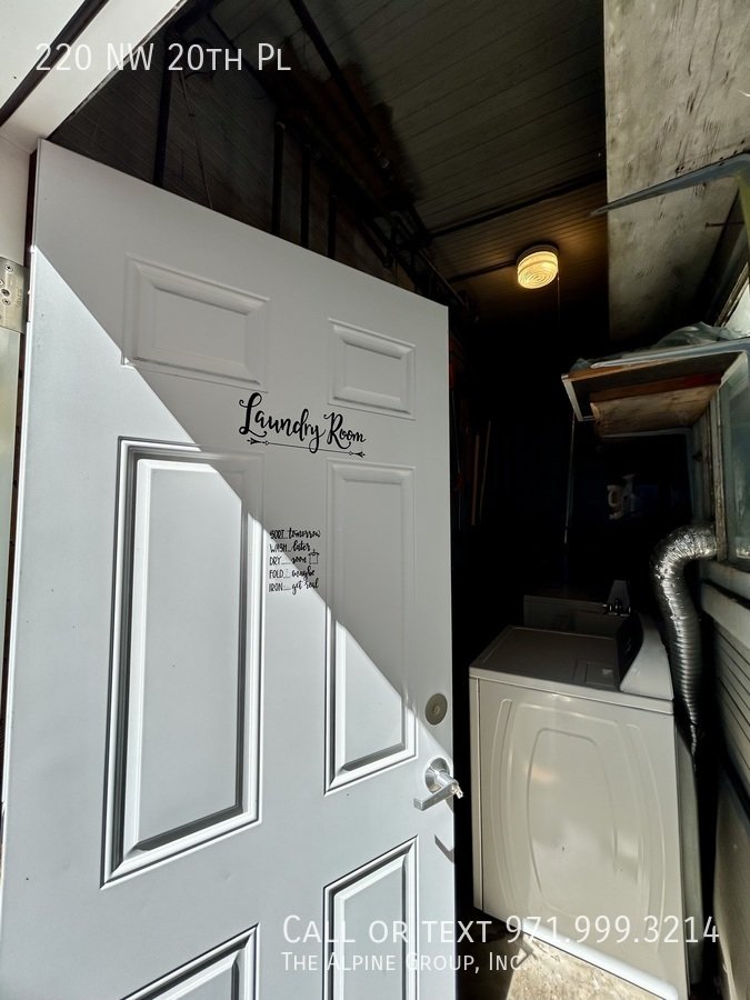 🌿 Cozy Victorian Hideaway in Portland’s Best Neighborhood! property image