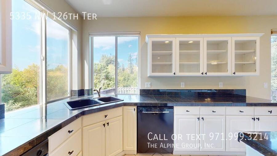 💎 North Bethany Gem! ✨Stunning Greenspace Views! property image