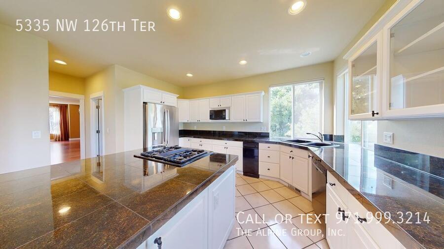 💎 North Bethany Gem! ✨Stunning Greenspace Views! property image