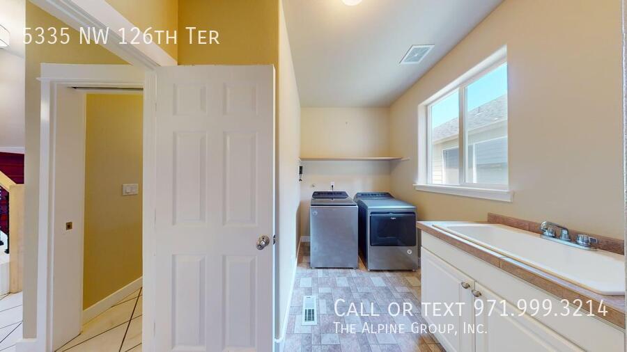 💎 North Bethany Gem! ✨Stunning Greenspace Views! property image