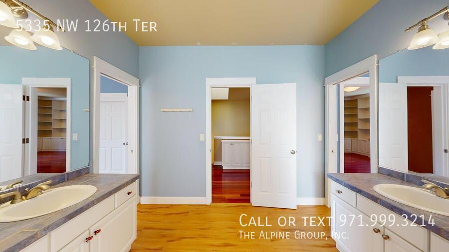 💎 North Bethany Gem! ✨Stunning Greenspace Views! property image