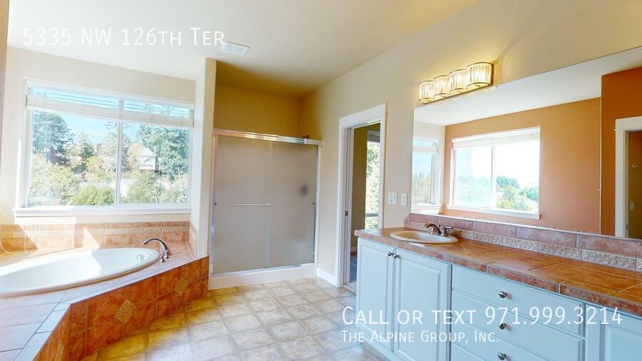 💎 North Bethany Gem! ✨Stunning Greenspace Views! property image