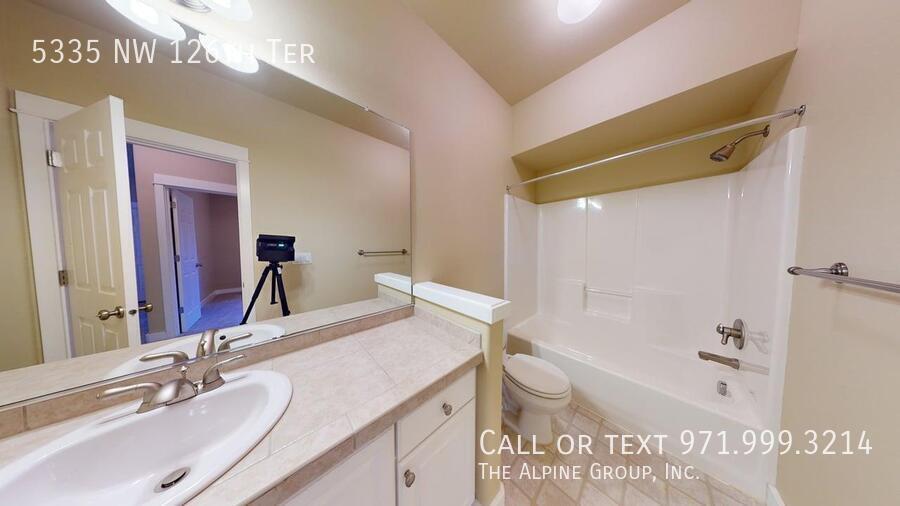 💎 North Bethany Gem! ✨Stunning Greenspace Views! property image