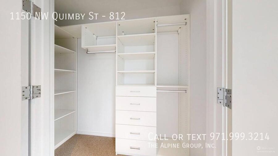 🏙️ Light-Filled Condo with Views, Style & Comfort in North Pearl property image