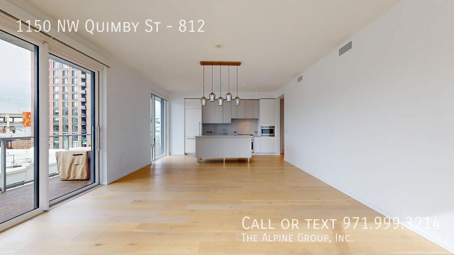 🏙️ Light-Filled Condo with Views, Style & Comfort in North Pearl property image