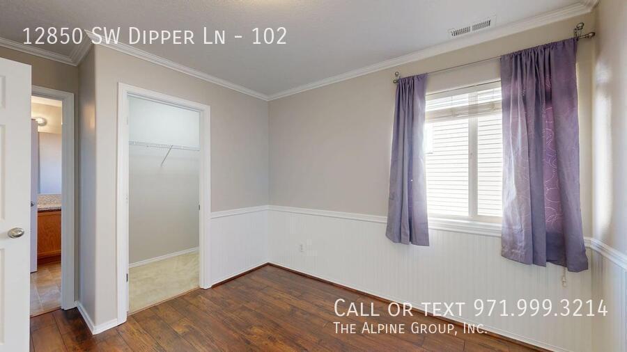 💫HALF-OFF Your First Month! Move-In Ready Townhome with Walkable Amenities! property image