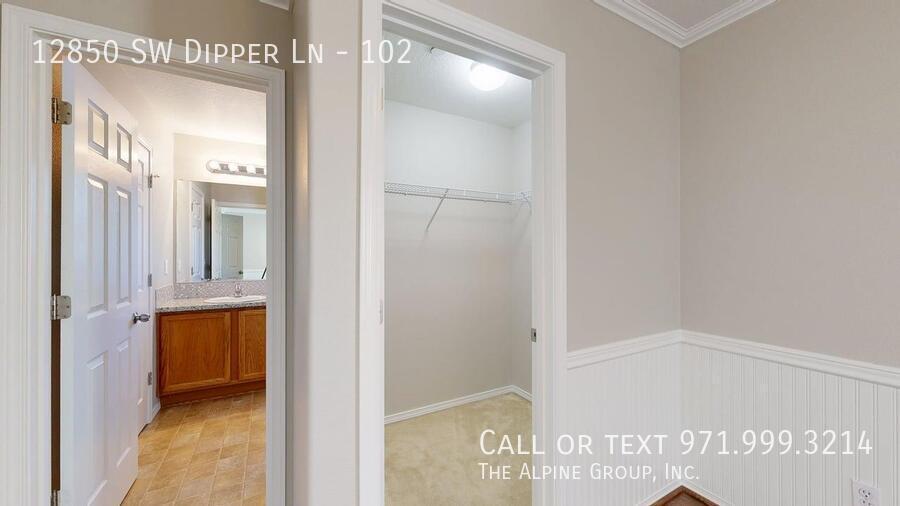 💫HALF-OFF Your First Month! Move-In Ready Townhome with Walkable Amenities! property image