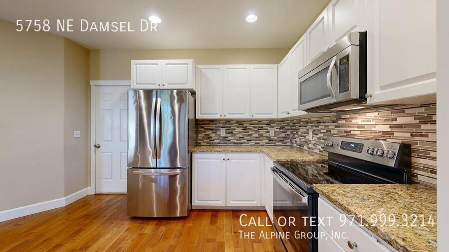 🌳 Hidden Creek Retreat – 4BR Corner Lot Home w/ Modern Comfort! property image