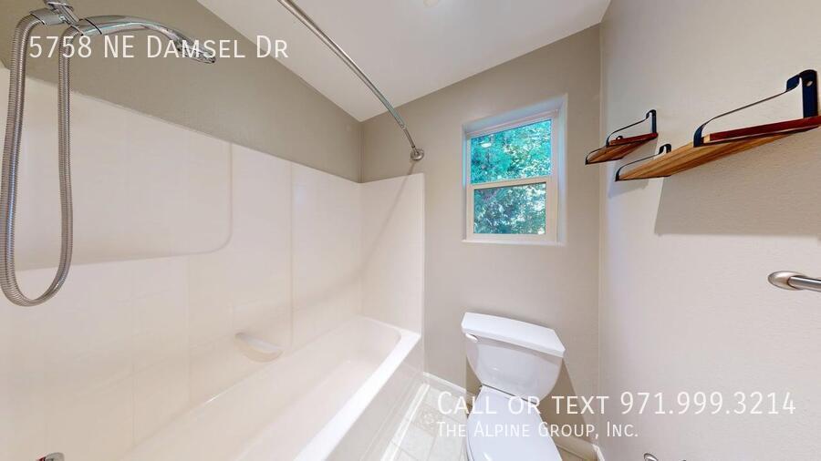 🌳 Hidden Creek Retreat – 4BR Corner Lot Home w/ Modern Comfort! property image