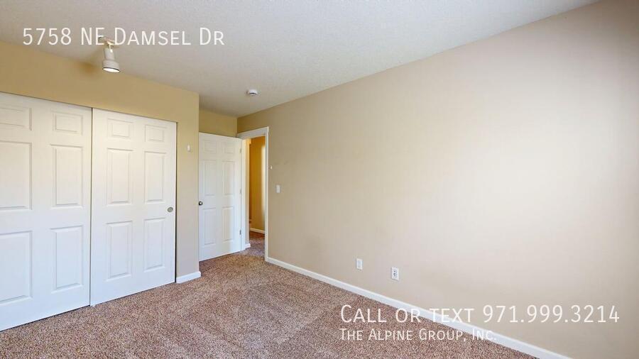 🌳 Hidden Creek Retreat – 4BR Corner Lot Home w/ Modern Comfort! property image