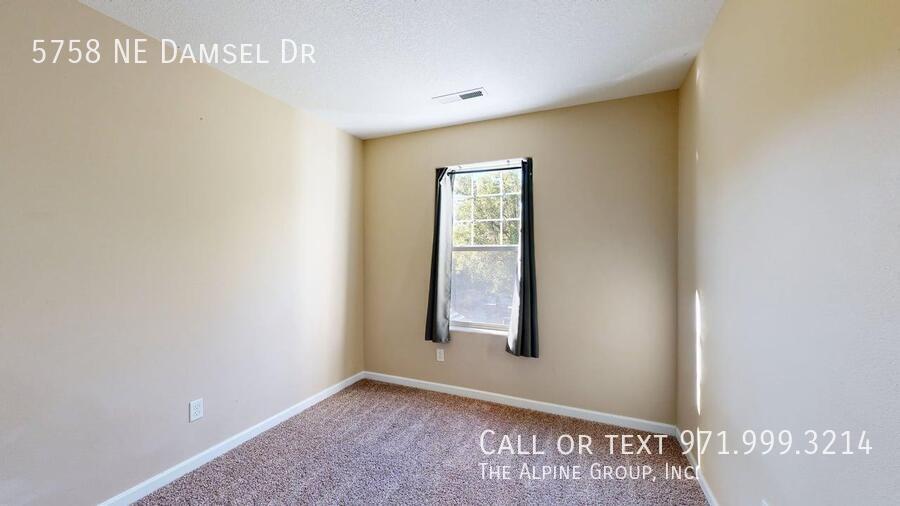 🌳 Hidden Creek Retreat – 4BR Corner Lot Home w/ Modern Comfort! property image