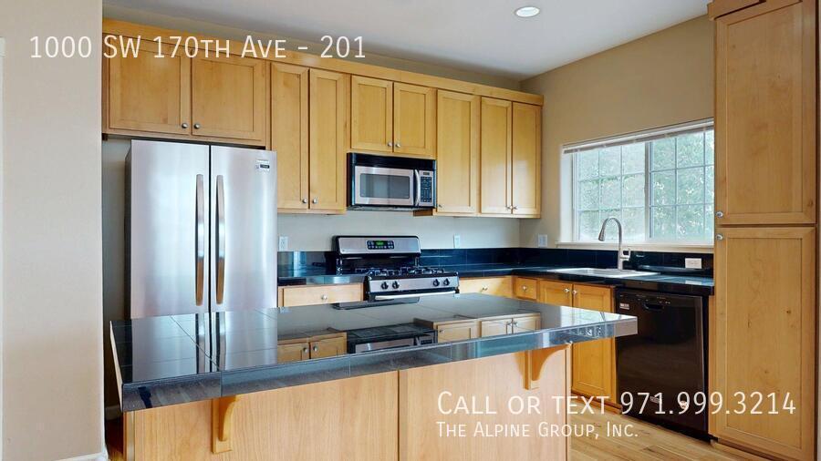 🛋️ Open-Concept Comfort Meets Modern Style – 3BR Condo w/ Garage + Utilities Included property image