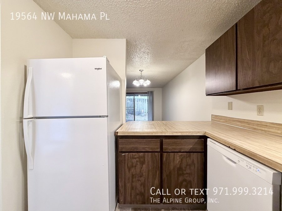 💫 Cozy Townhome Living in Rock Creek – Schedule a Tour Today! property image