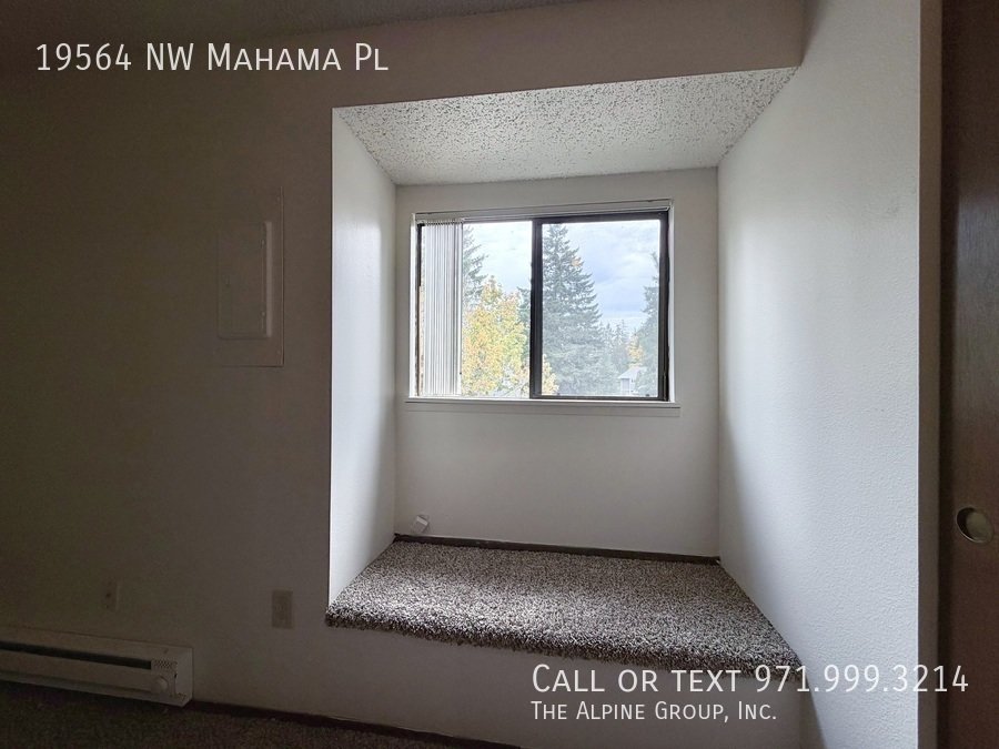 💫 Cozy Townhome Living in Rock Creek – Schedule a Tour Today! property image