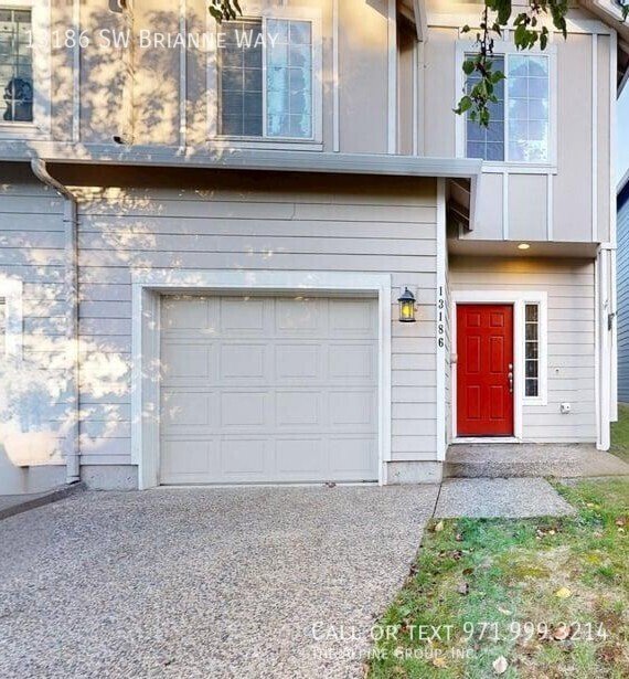 🏠 Cozy 3-Bed with Open Floor Plan & Fenced Yard property image