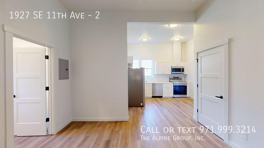 🚀Stylish 1BR with In-Unit Laundry & Free Internet! property image