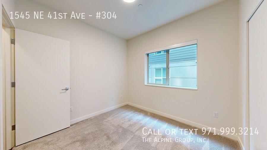 Live at 41 Central ✨ Modern Style + 18-Month Lease Available property image