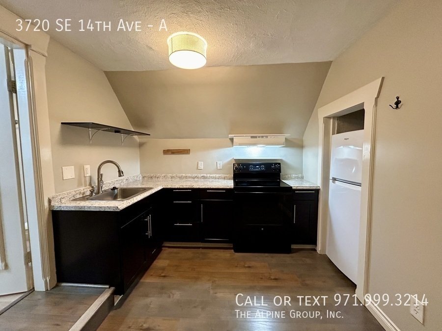 🌟 Brooklyn 1-Bedroom Steal property image