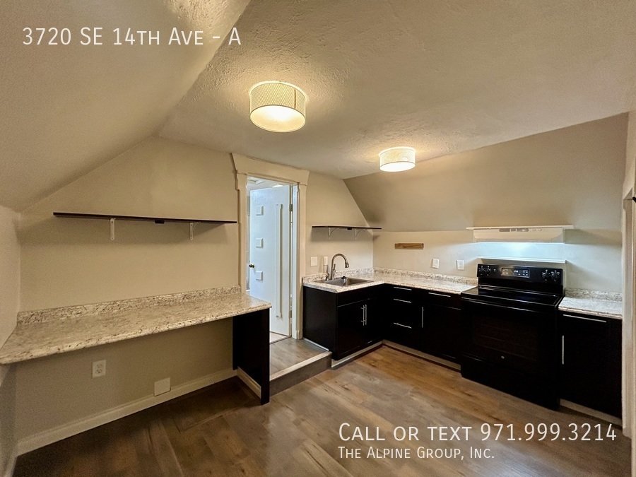 🌟 Brooklyn 1-Bedroom Steal property image