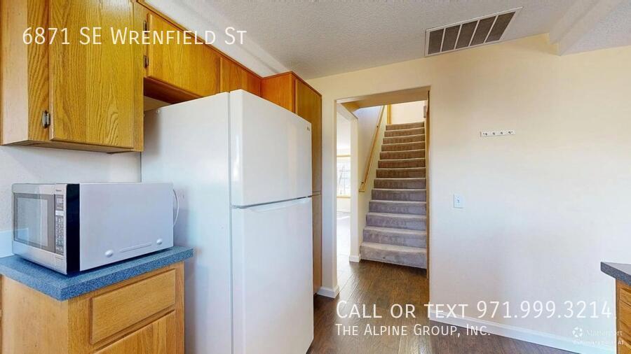 $500 Off Your First Month! Spacious 4BR with Fenced Yard 🌳🔥 property image