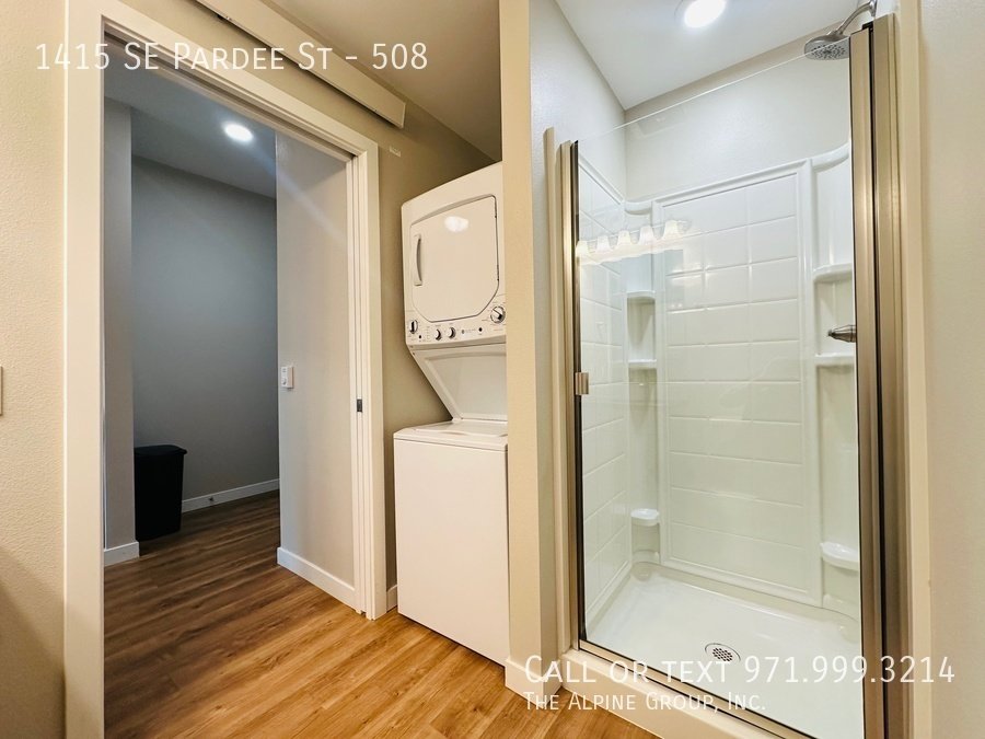 🏙️ Studio Living at The Tristan – First Month FREE! ✨ property image