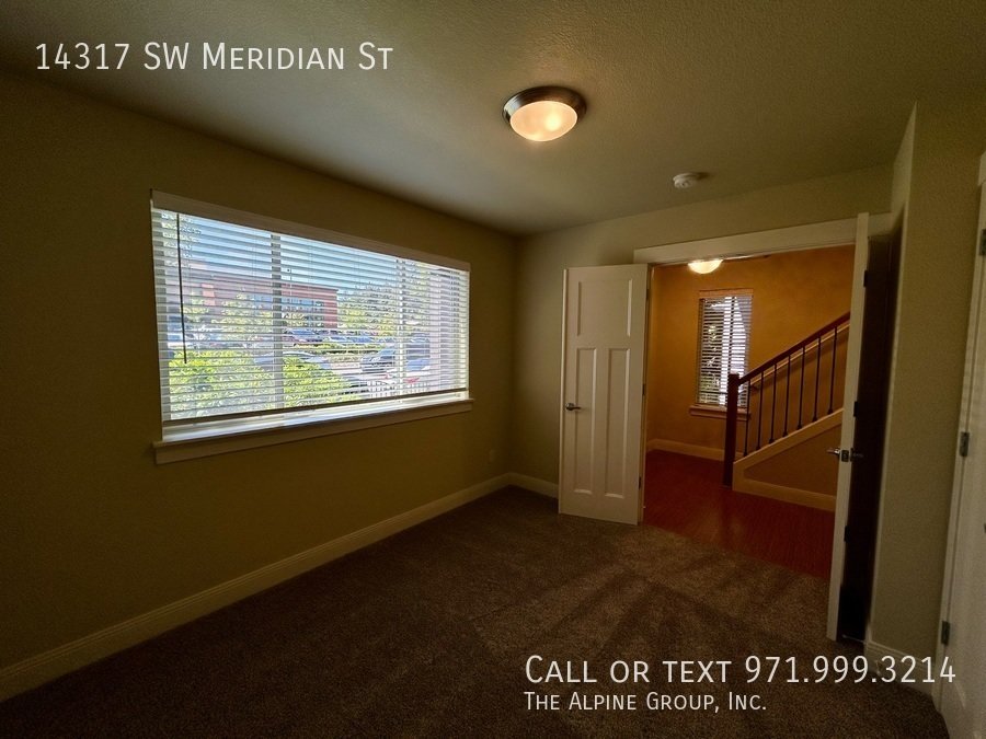 ✨ Modern Luxury in 45° Central | Steps from Nike Campus! property image