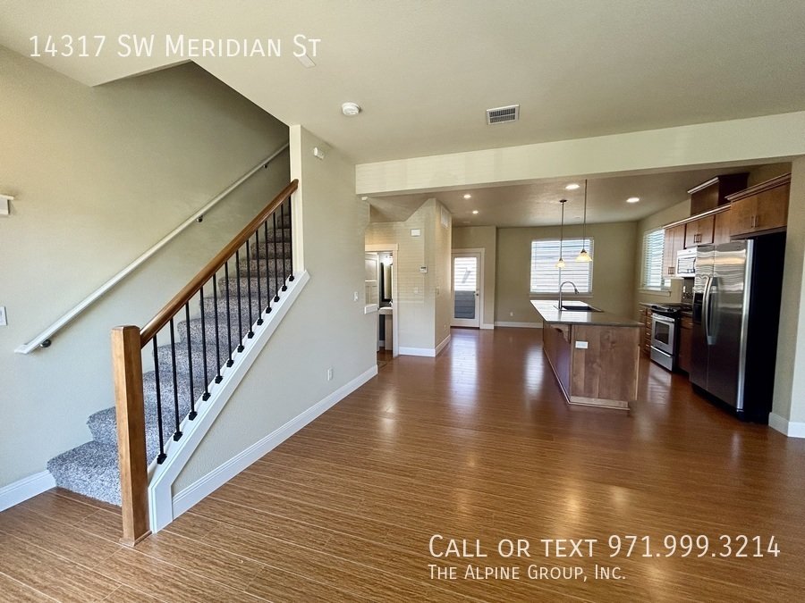 ✨ Modern Luxury in 45° Central | Steps from Nike Campus! property image