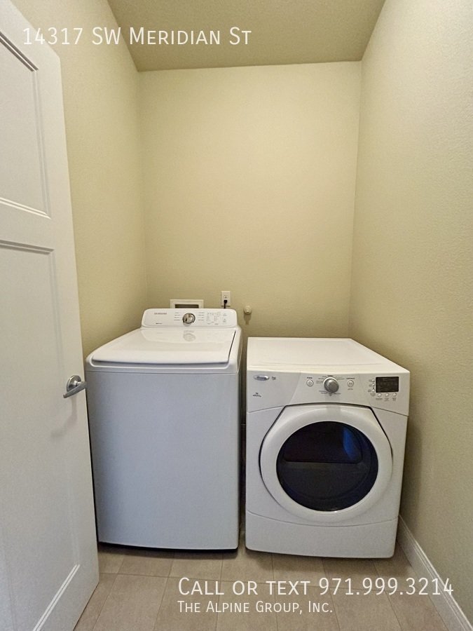 ✨ Modern Luxury in 45° Central | Steps from Nike Campus! property image