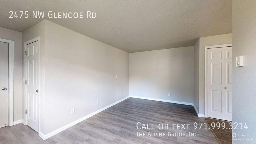 🧺$900 Credit! Charming 2BR Hillsboro Home with Laundry & Patio! property image