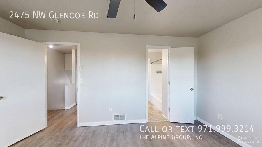 🧺$900 Credit! Charming 2BR Hillsboro Home with Laundry & Patio! property image