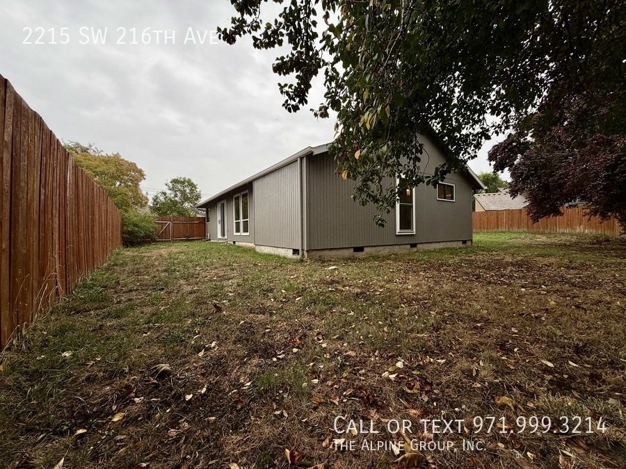 ✨HALF OFF Your First Month -- Bright Open Layout | New Carpet | Private Suite property image