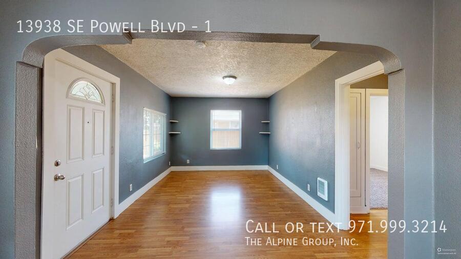 🌿 Inviting Single-Family Gem + $500 First Month Special! property image