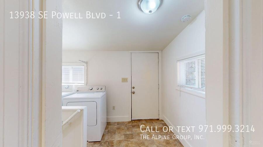 🌿 Inviting Single-Family Gem + $500 First Month Special! property image