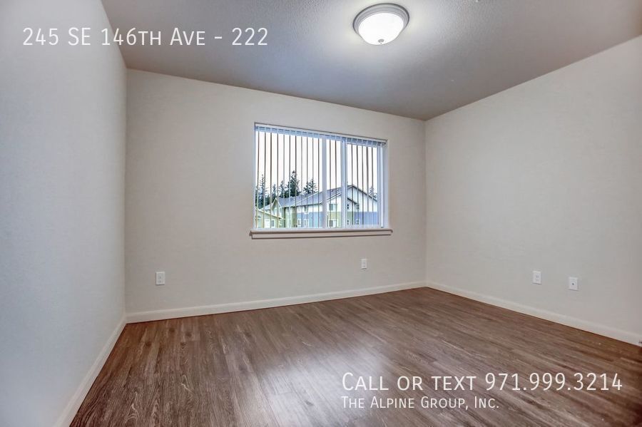 ONE MONTH FREE, Pet friendly, Washer/Dryer Included! property image