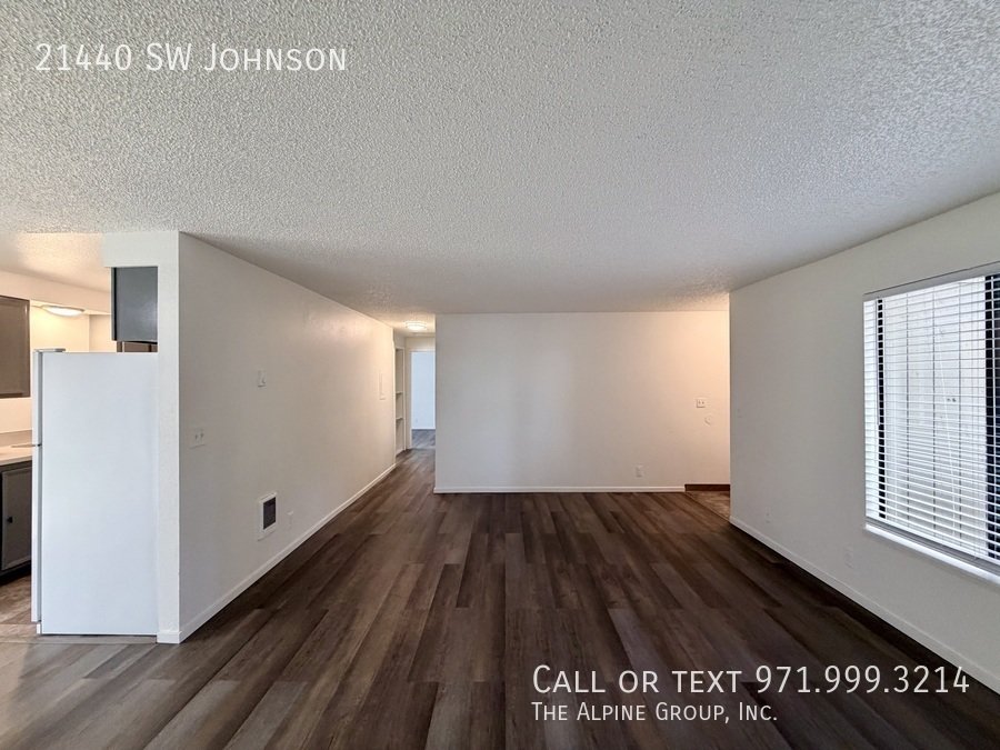 🌙 Peaceful 3BR w/ Window Seat & Fenced Yard! property image