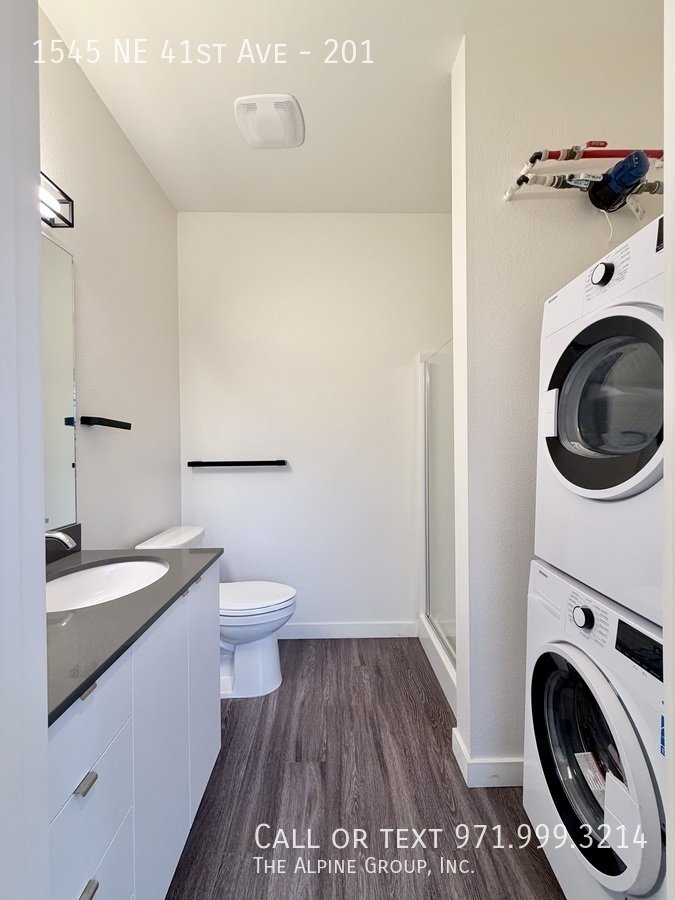 🏡 Luxury Details & Prime Location at 41 Central property image