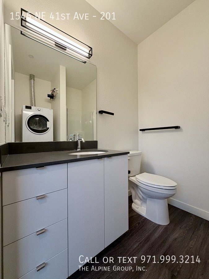 🏡 Luxury Details & Prime Location at 41 Central property image