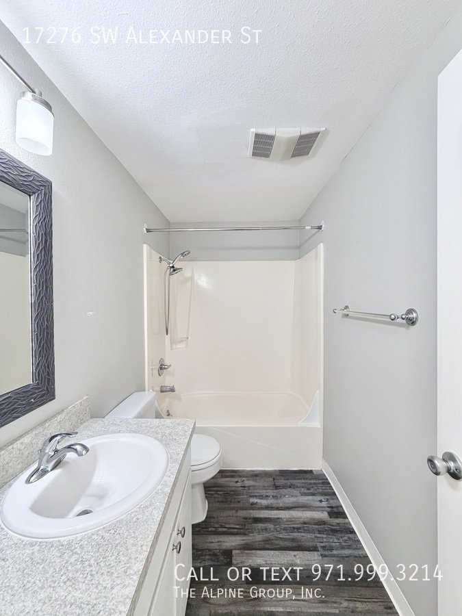 $500 Off Your Deposit! Modern 2BR in Heart of Aloha 🌼💫 property image