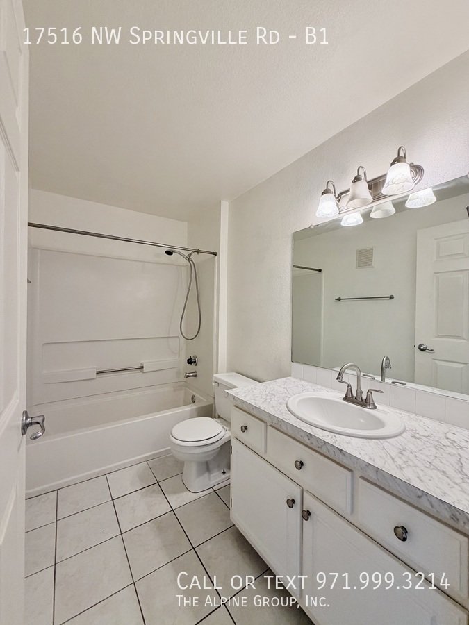 ✨ Modern 2BR at The Courtyards — Garage Included! property image