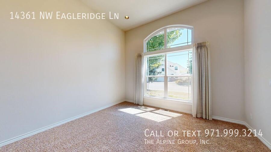 🏡 First Month FREE + Waived Pet Rent — Apply by 12/15! property image