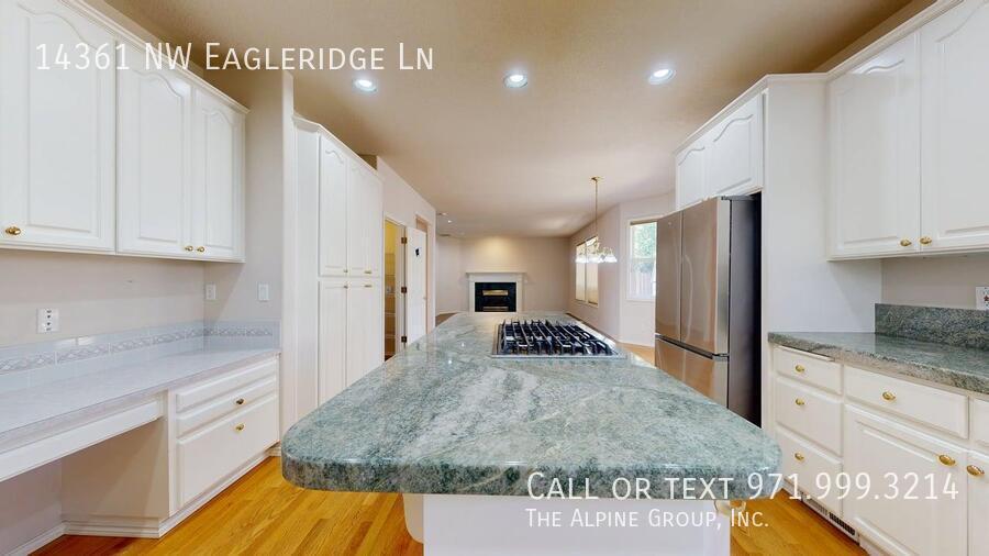 🏡 First Month FREE + Waived Pet Rent — Apply by 12/15! property image