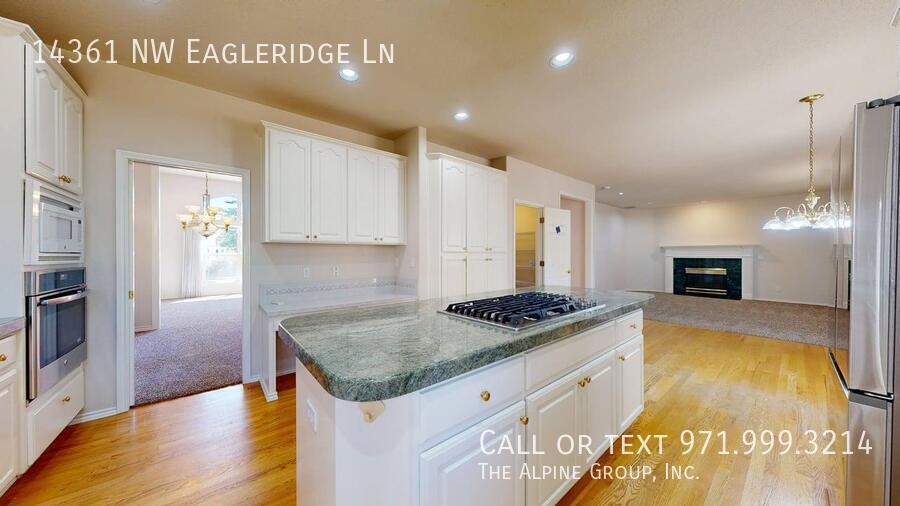 🏡 First Month FREE + Waived Pet Rent — Apply by 12/15! property image