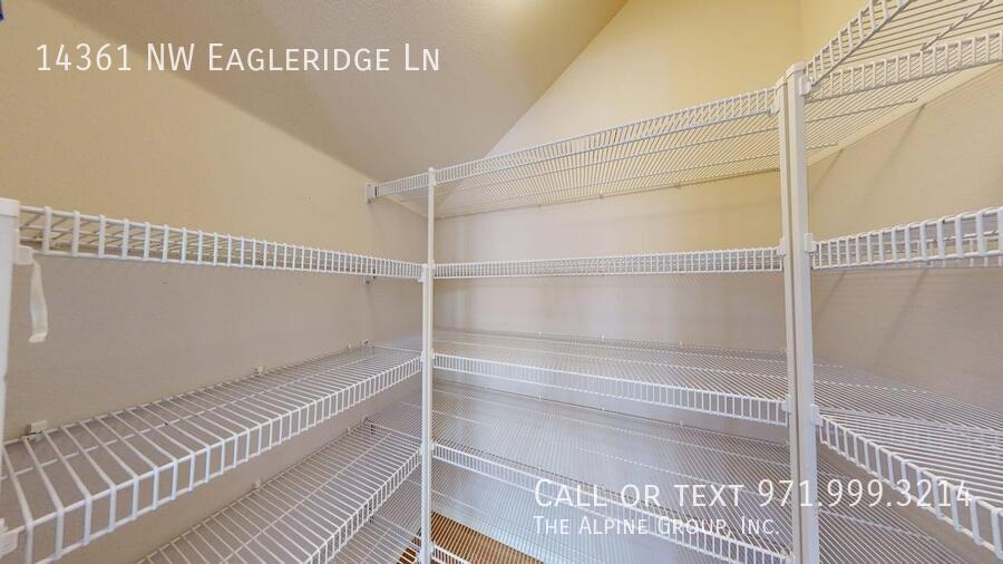 🏡 First Month FREE + Waived Pet Rent — Apply by 12/15! property image