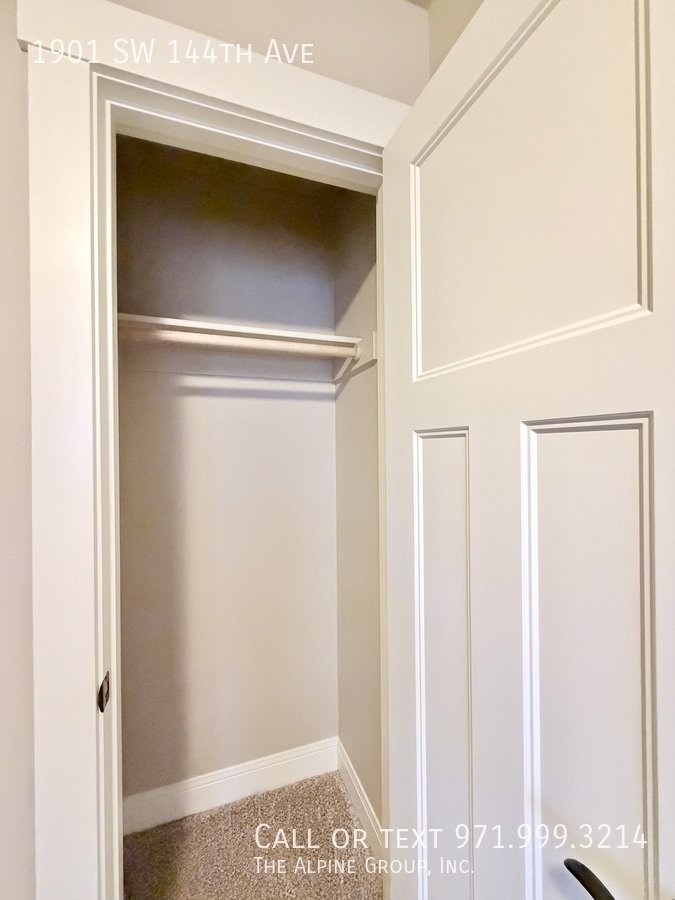 🌿 Gorgeous 4BR Home — Prime Location & 15-Month Lease! property image