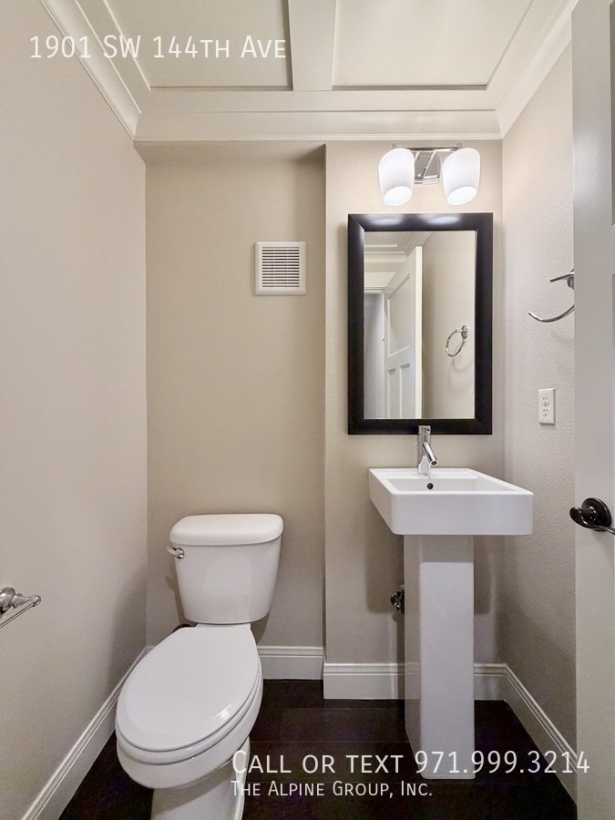 🌿 Gorgeous 4BR Home — Prime Location & 15-Month Lease! property image